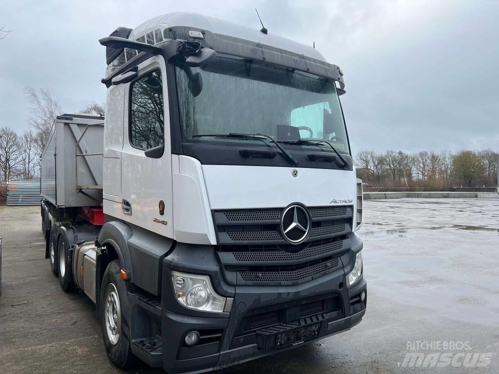 Mercedes-Benz 2548 Ťahače