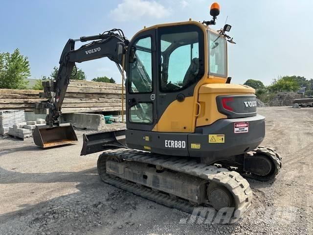 Volvo ECR 88 D Pásové rýpadlá