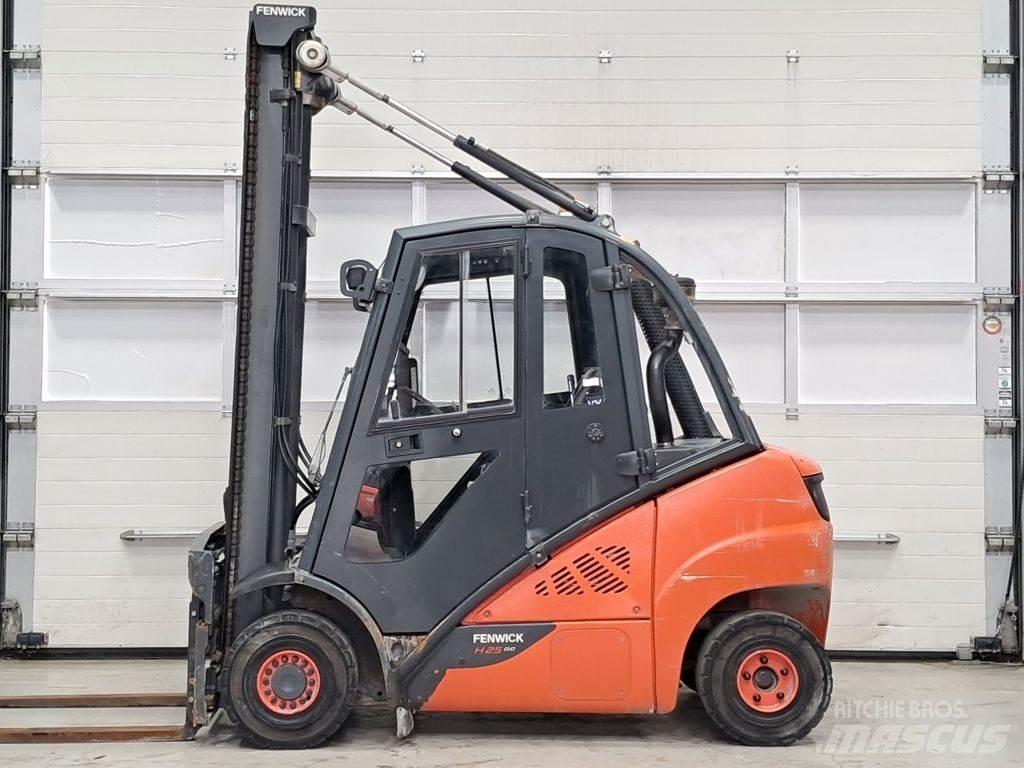 Linde H25D-02 Dieselové vozíky
