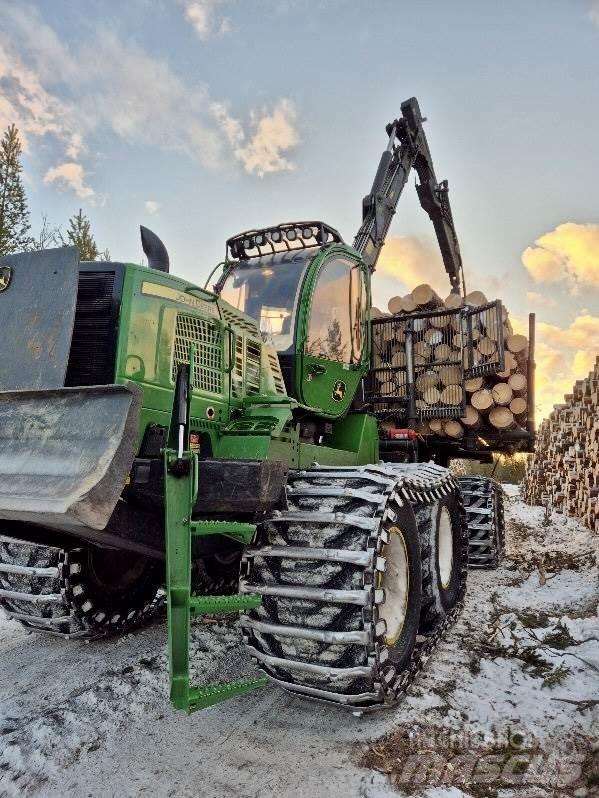 John Deere 1910G Lesné traktory