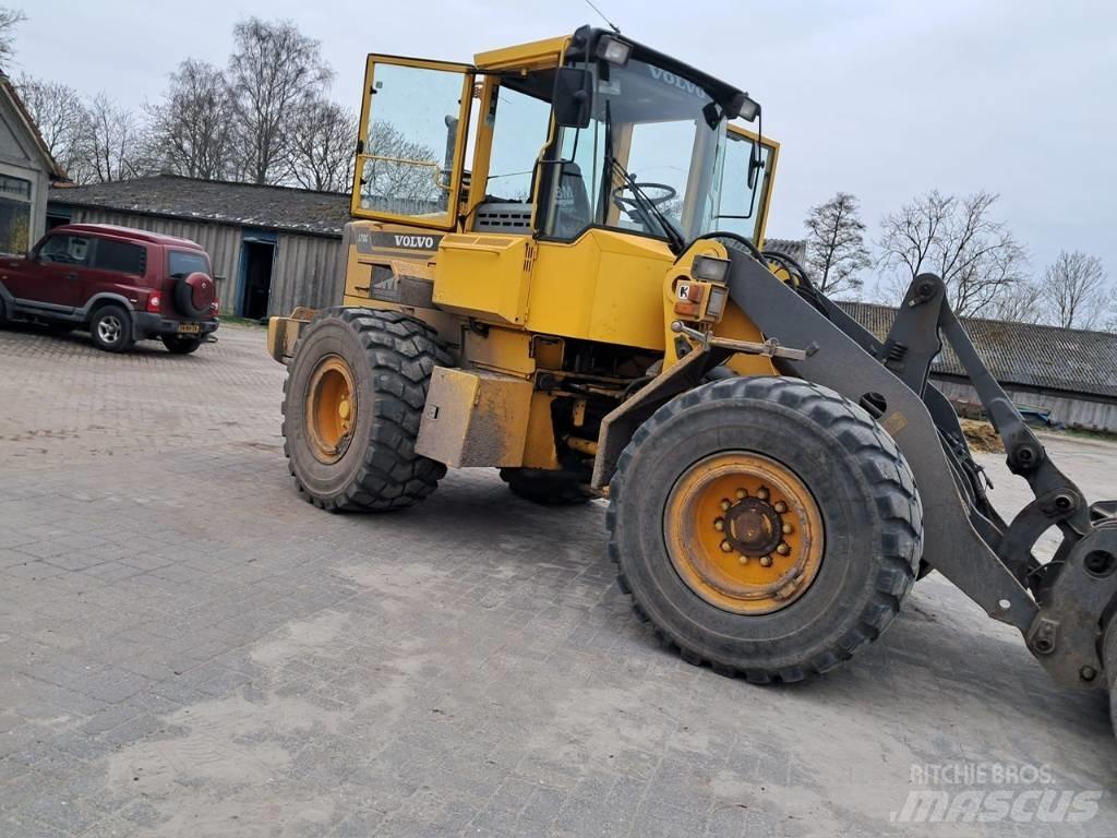 Volvo L70C Kolesové nakladače