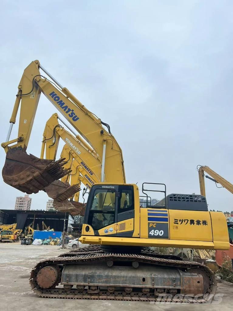 Komatsu PC490-10 Pásové rýpadlá