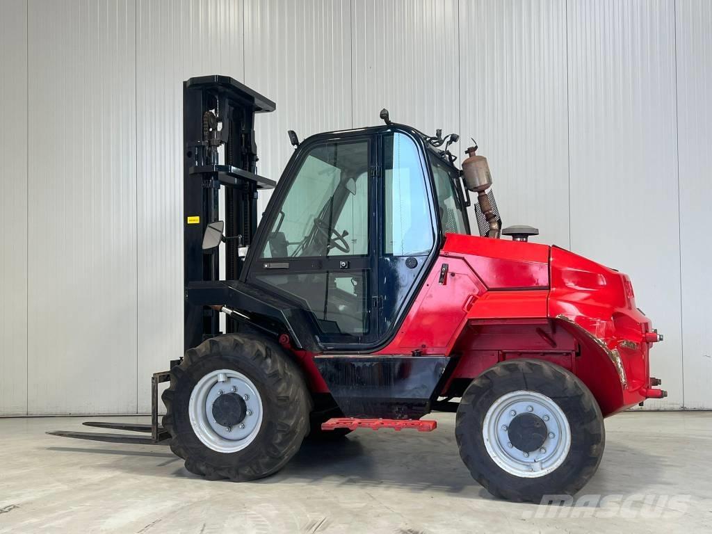 Manitou M30-4 Terénne vysokozdvižné vozíky