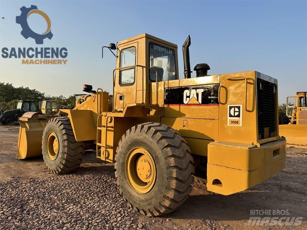 CAT 950 E Kolesové nakladače