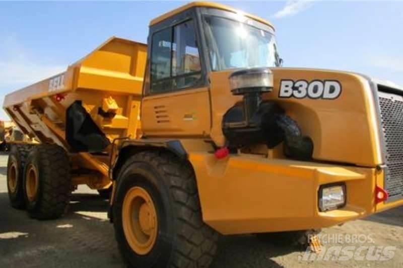 Bell B30D Kĺbové nákladné autá