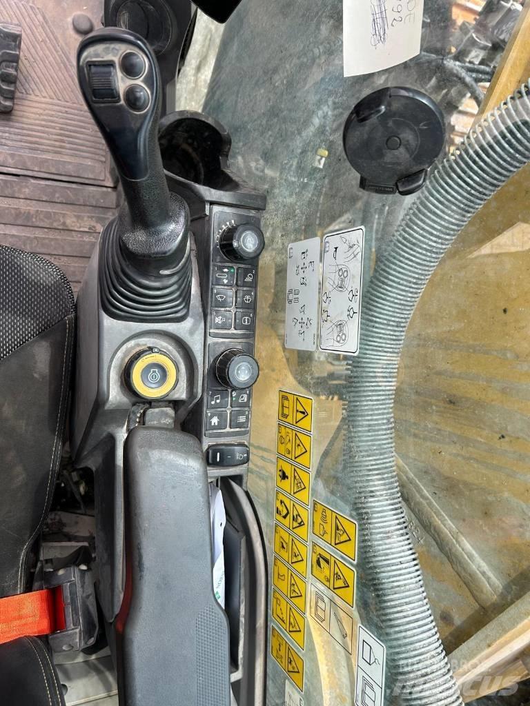 CAT 336 Pásové rýpadlá