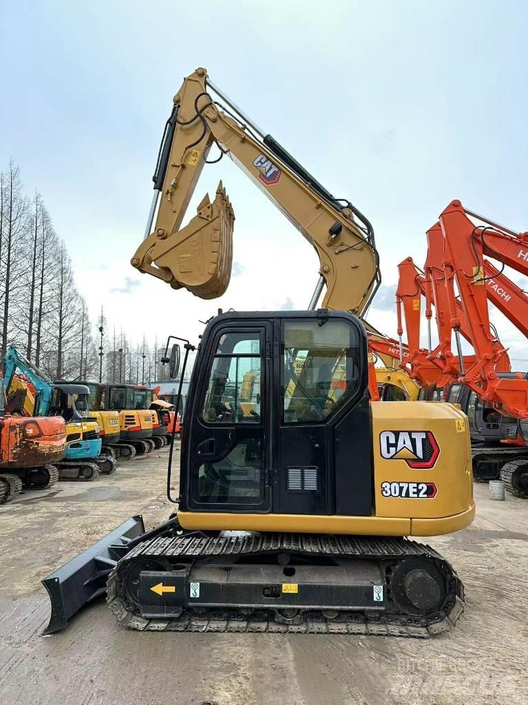 CAT 307E Pásové rýpadlá