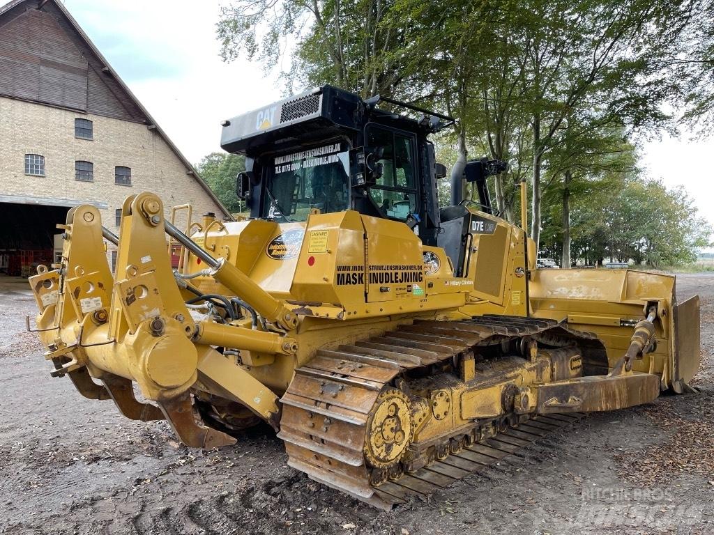 CAT D 7 E Pásové dozéry