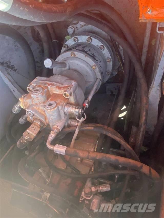 Hitachi EX120 Pásové rýpadlá