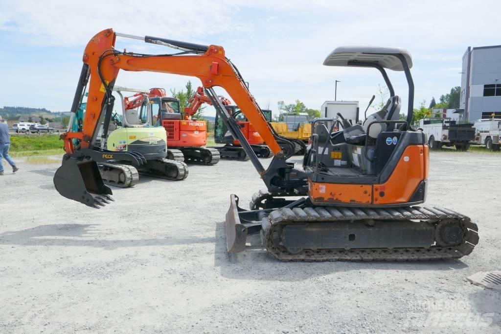 Hitachi ZX40U-3 Mini rýpadlá < 7t