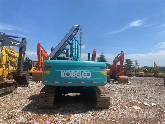 Kobelco SK 210 D Pásové rýpadlá