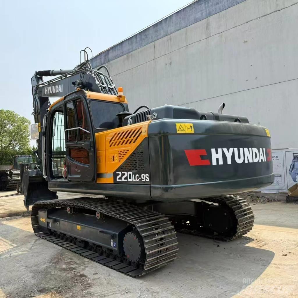 Hyundai R220LC-9S Midi rýpadlá 7 t - 12 t