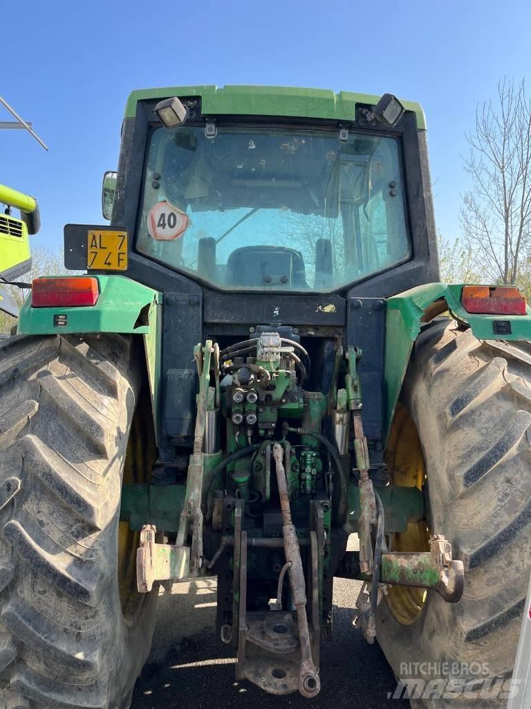 John Deere 6310 Traktory