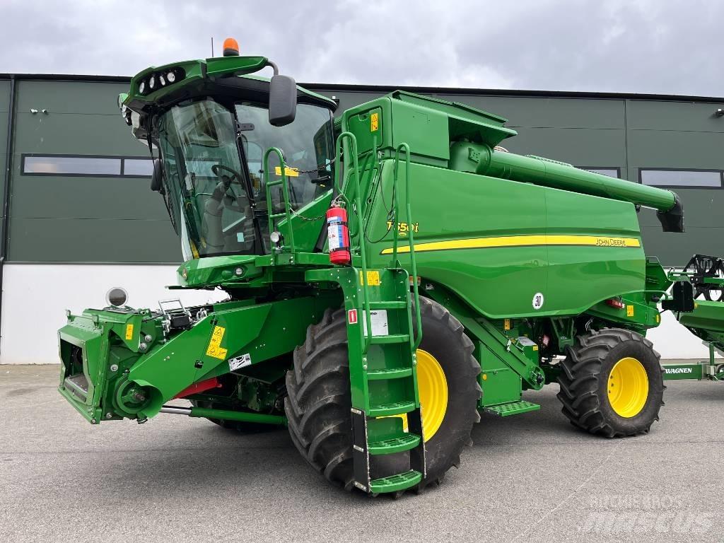 John Deere T 550 Kombinované zberacie stroje