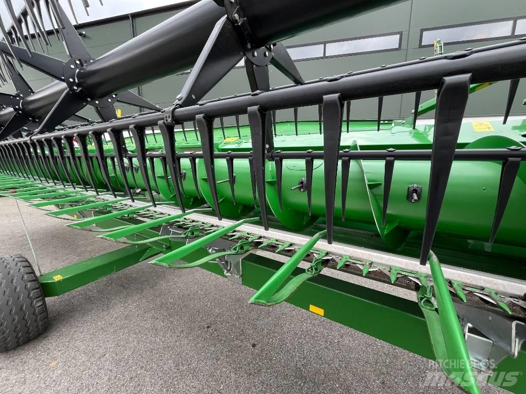 John Deere T 550 Kombinované zberacie stroje