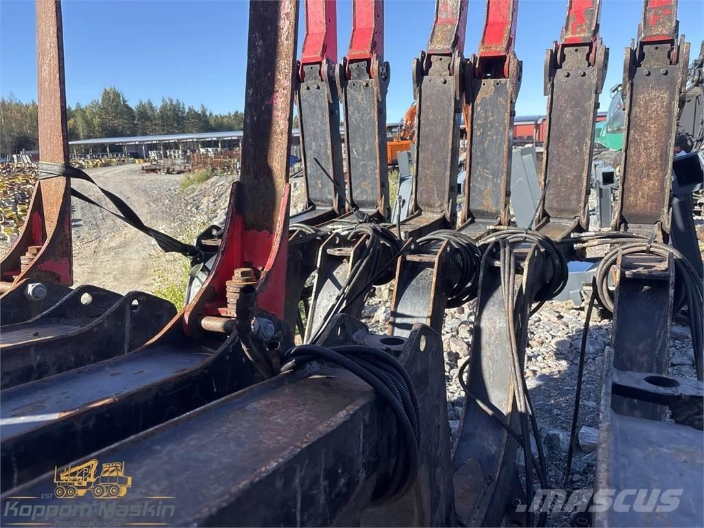 Komatsu 875 Ďalšie komponenty