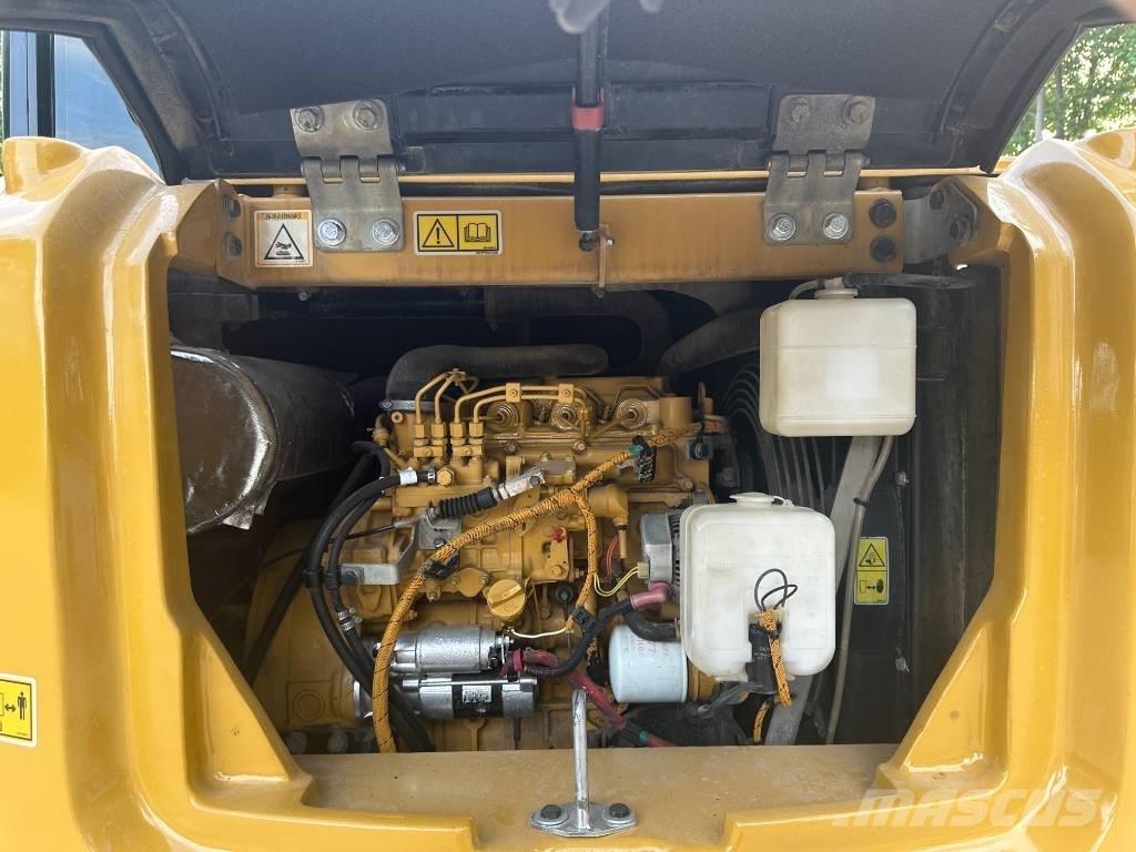 CAT 307E Pásové rýpadlá