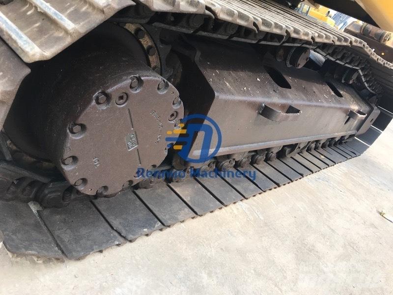 Komatsu PC200-7 Pásové rýpadlá