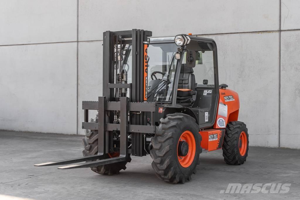 Ausa C 251 H x4 Dieselové vozíky