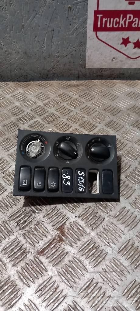 Scania R 440   1797411 Kabíny a interiér