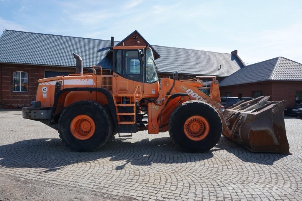Doosan DL 400 Kolesové nakladače
