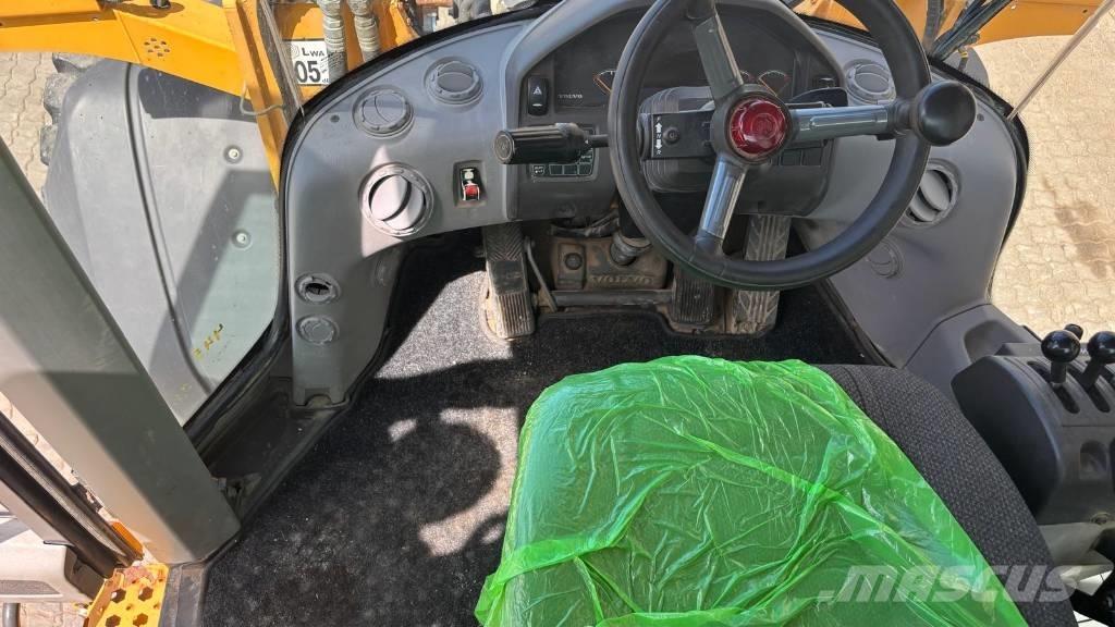 Volvo L 90 G Kolesové nakladače