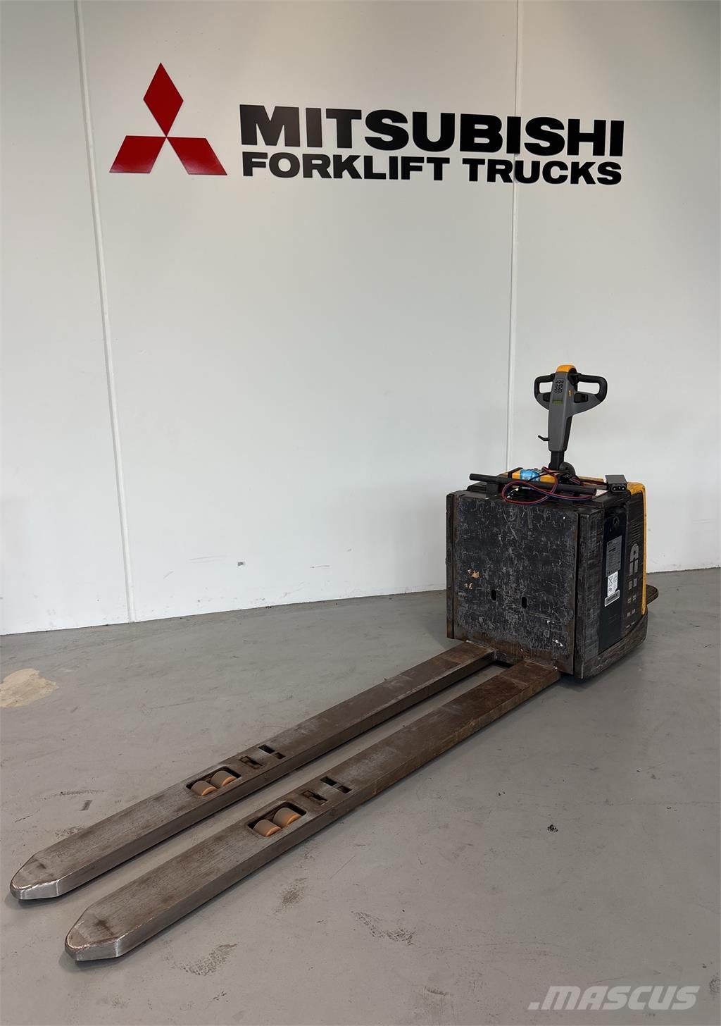 Atlet PMR200P Vozíky s plošinou pre náklad