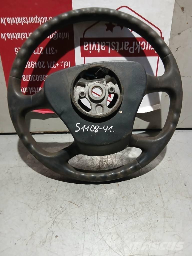 Scania R 440   1487519 Kabíny a interiér