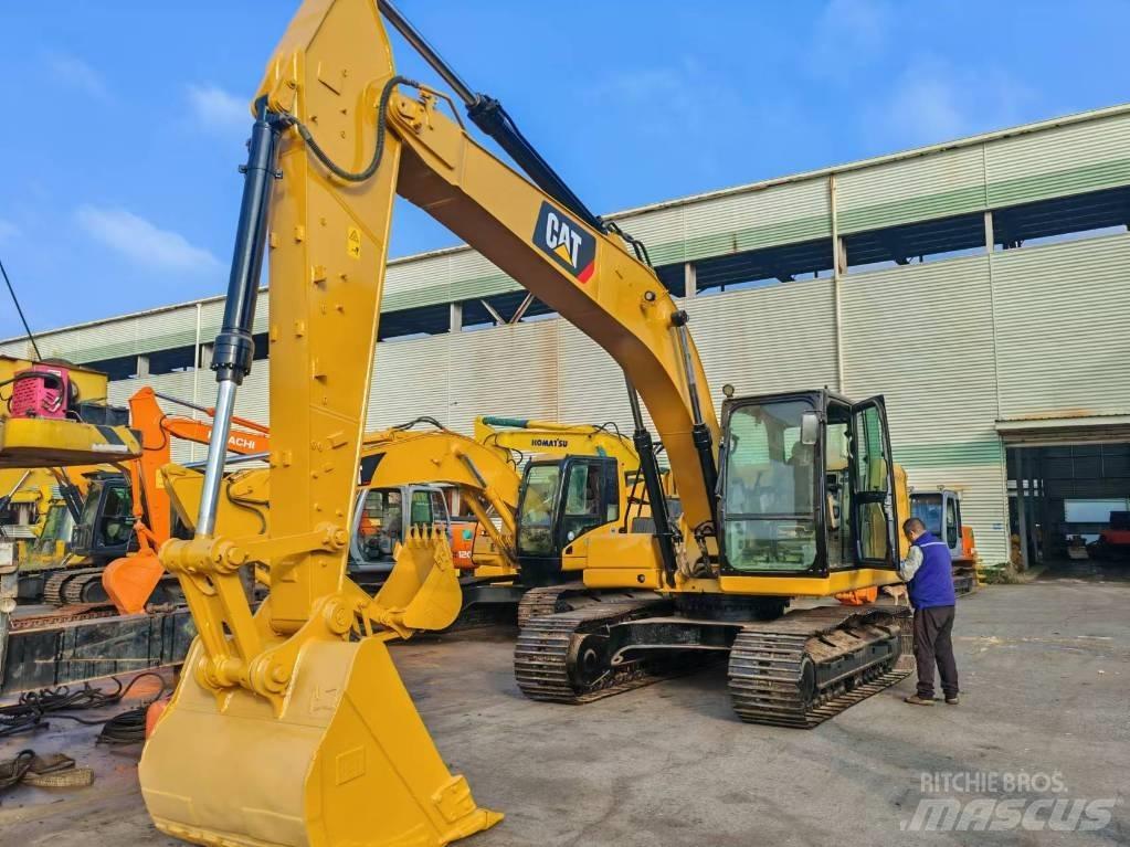 CAT 320 GC Pásové rýpadlá