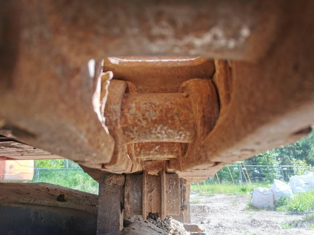 Doosan DX 225 LC Pásové rýpadlá