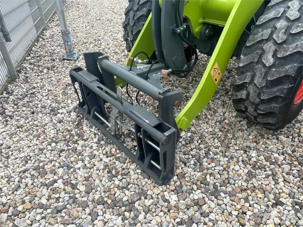 CLAAS Torion 535 Kolesové nakladače