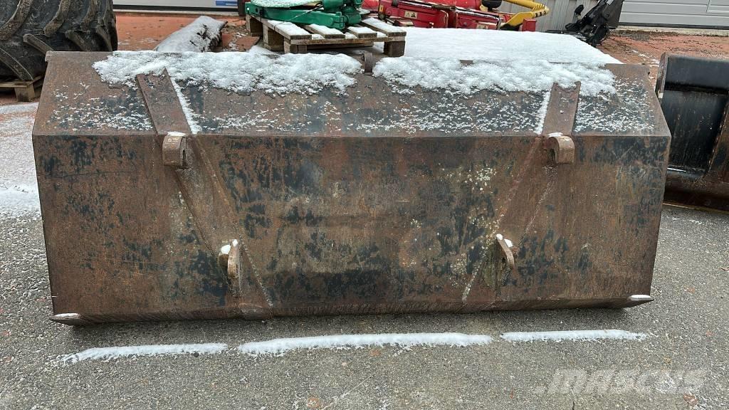  Yleiskauha 1,8m Príslušenstvo pre čelné nakladače