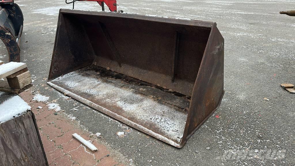  Yleiskauha 1,8m Príslušenstvo pre čelné nakladače