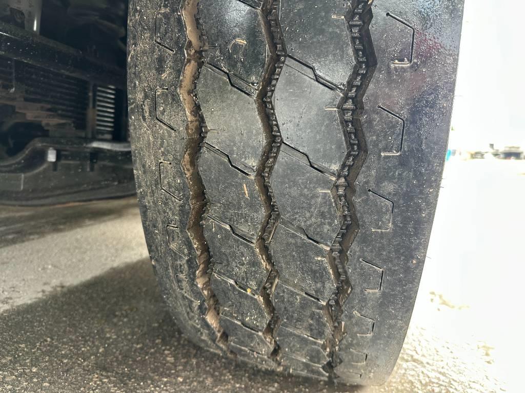 Mack MRU 613 Smetiarske vozidlá