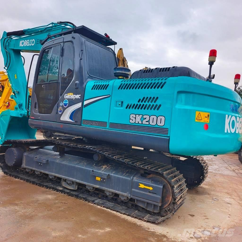 Kobelco SK 200 Pásové rýpadlá