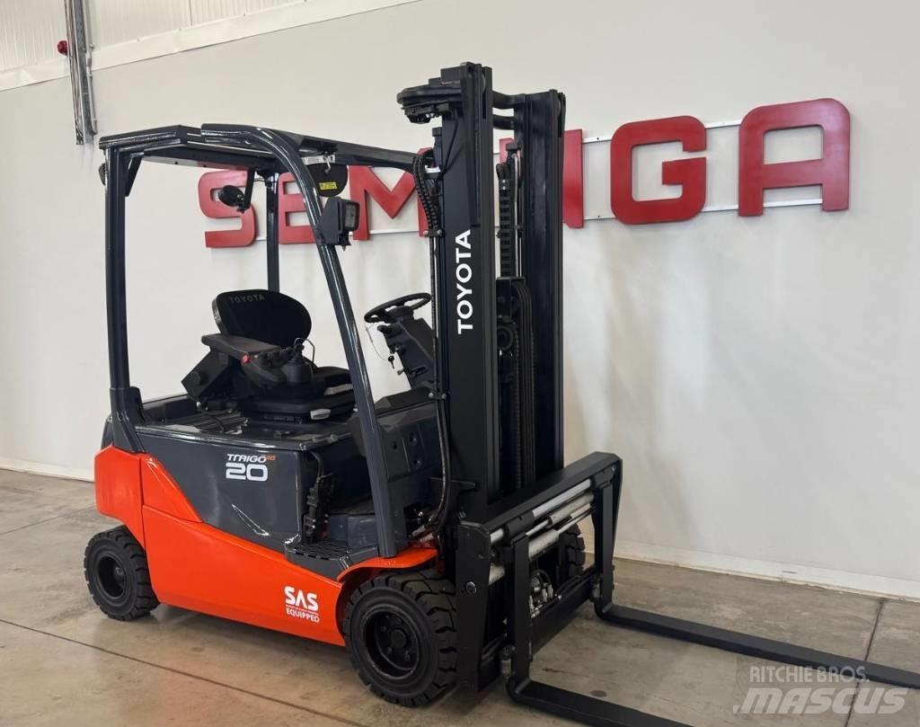 Toyota 10898 8FBM20T Akumulátorové vozíky