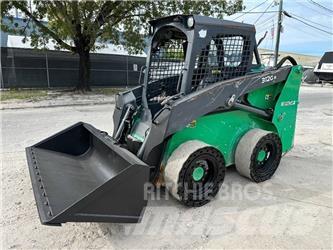 John Deere 312GR Šmykom riadené nakladače