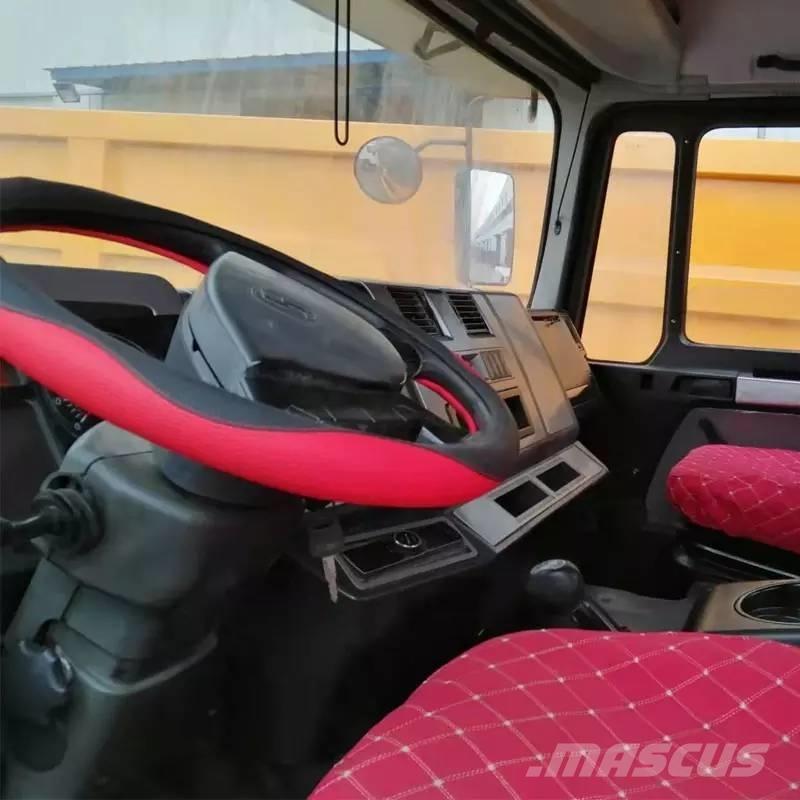 Shacman F3000 6x4 Ťahače