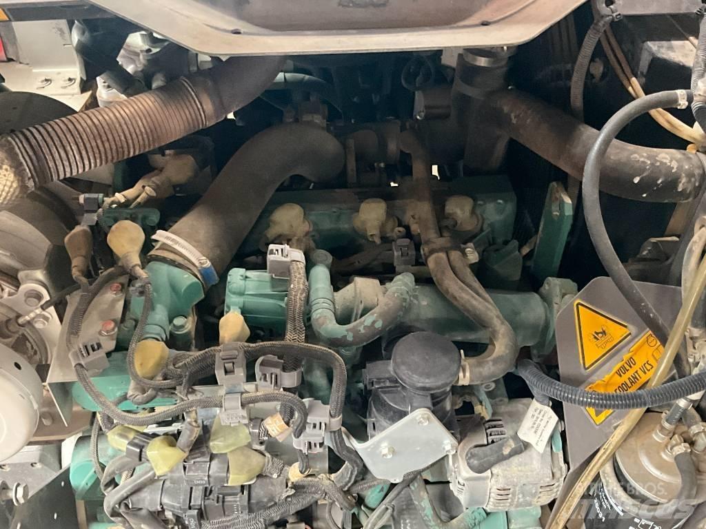 Volvo L 30 G Kolesové nakladače