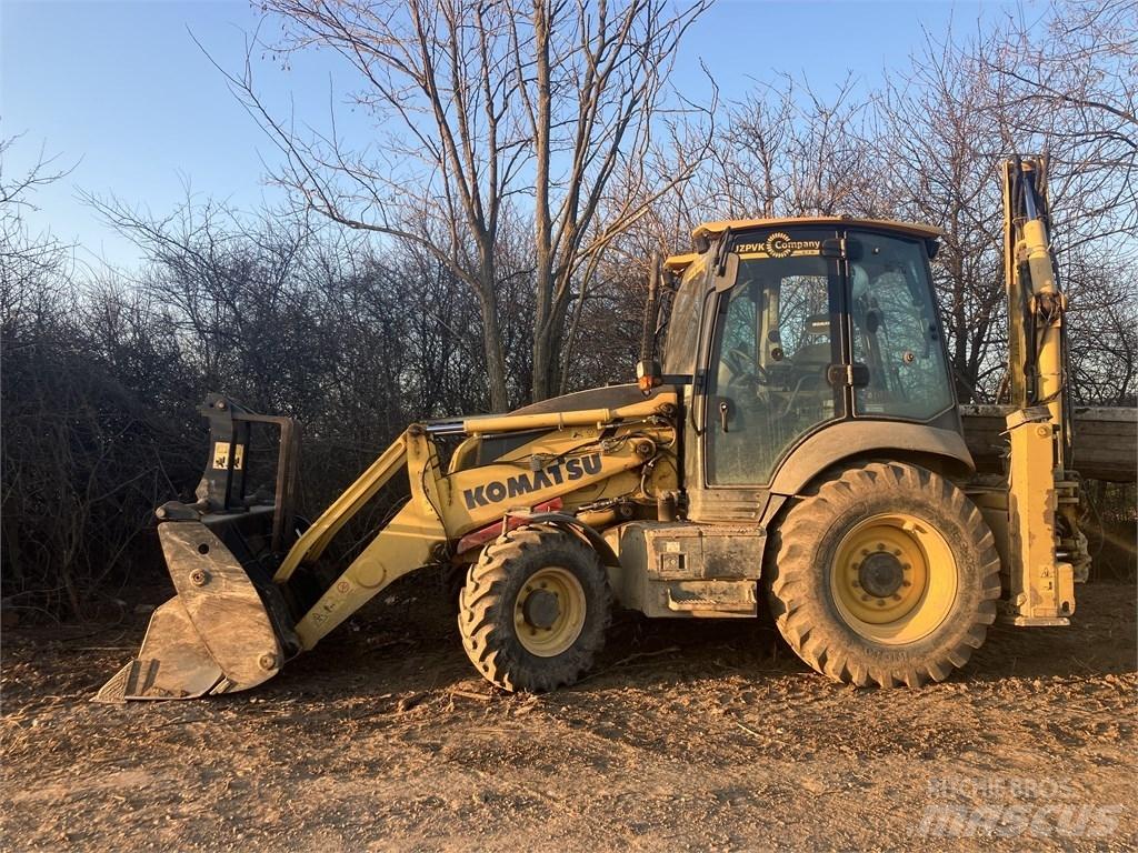 Komatsu WB93R-8 Rýpadlo-nakladače