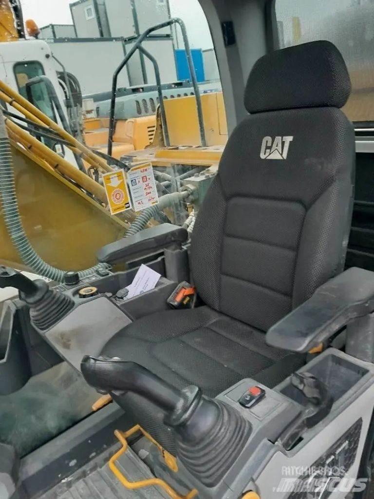 CAT 320 Pásové rýpadlá