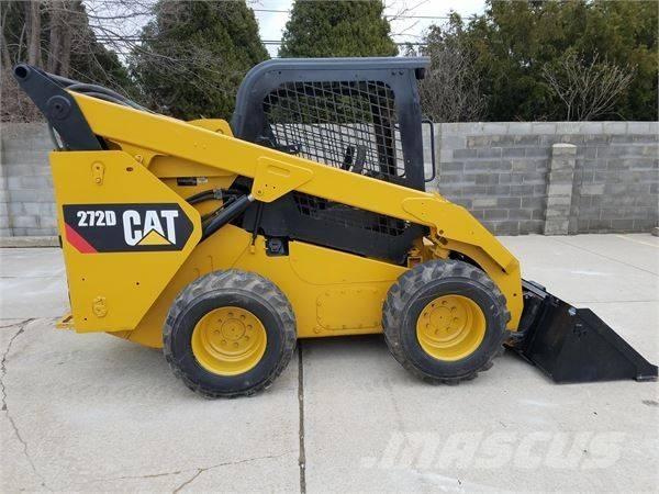 CAT 272 D Šmykom riadené nakladače