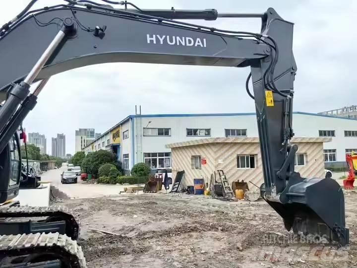 Hyundai 305 LC-9T Pásové rýpadlá