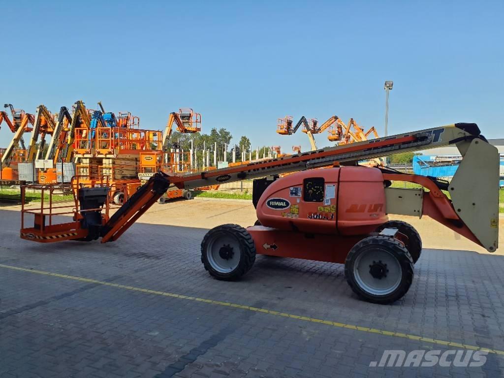JLG 600AJ Kĺbové plošiny