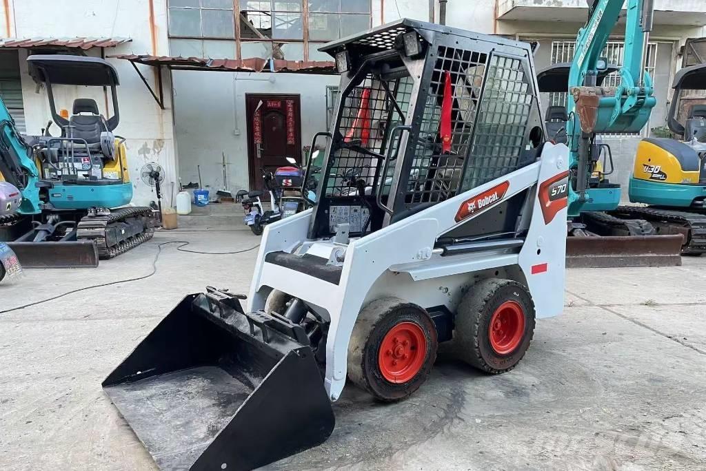 Bobcat S 70 Šmykom riadené nakladače