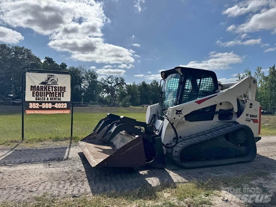 Bobcat T 750 Šmykom riadené nakladače
