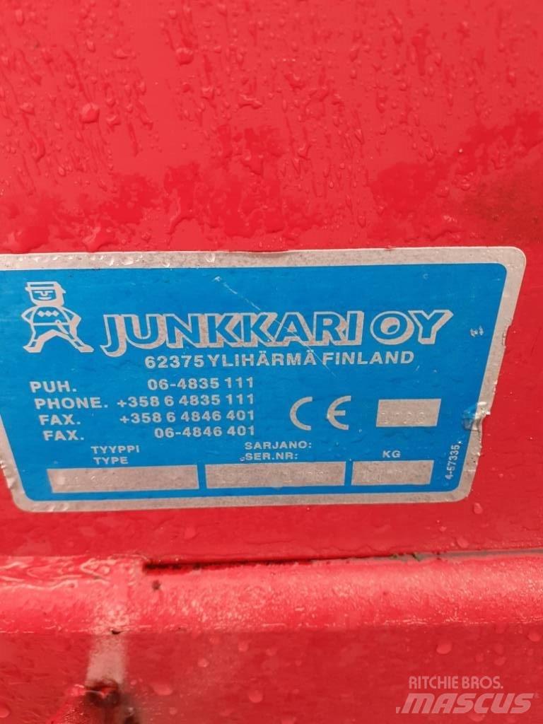 Junkkari NM 320 Žací stroj-kondicionér