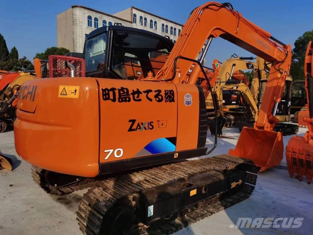 Hitachi ZX 70 Midi rýpadlá 7 t - 12 t