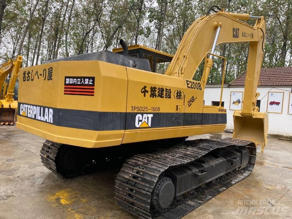 CAT E 200 B Pásové rýpadlá