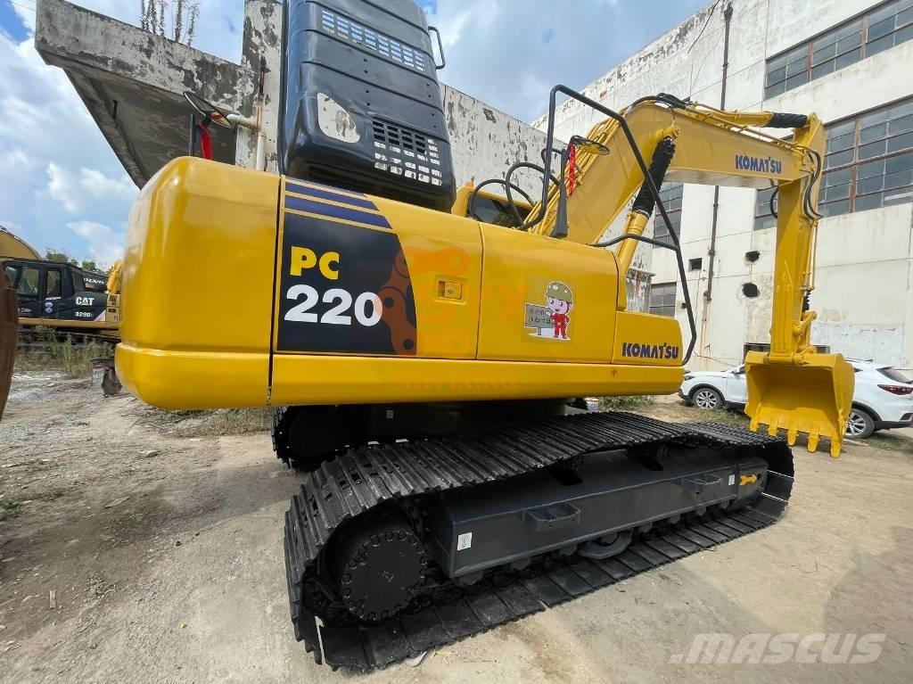 Komatsu PC 220-8 Pásové rýpadlá